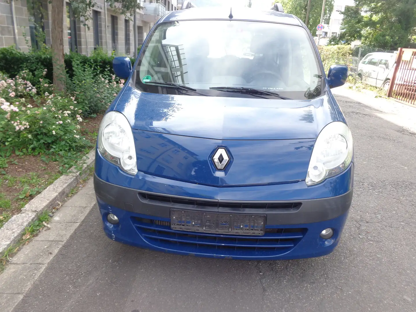 Renault Kangoo dCi 90 FAP Expression    Euro  5 Blau - 2