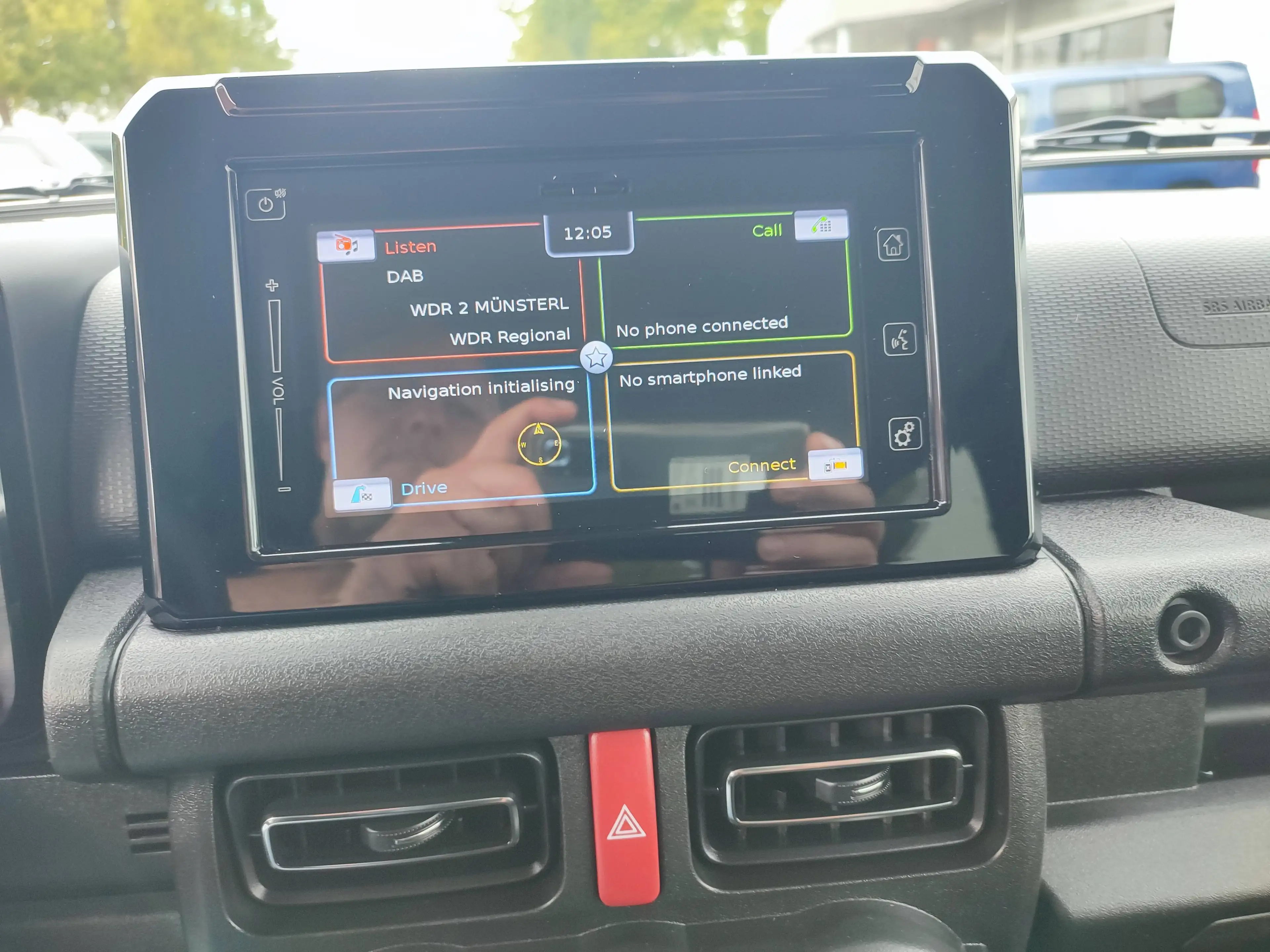 Suzuki Jimny Jimny 1.5 ALLGRIP Comfort + Klimaaut/Navi+Cam/AHK — photo 8