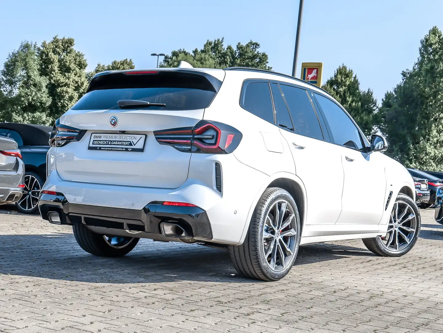 BMW X3 xDrive20i M Sport AHK Pano ACC LED HiFi RFK DAB Biały - 2