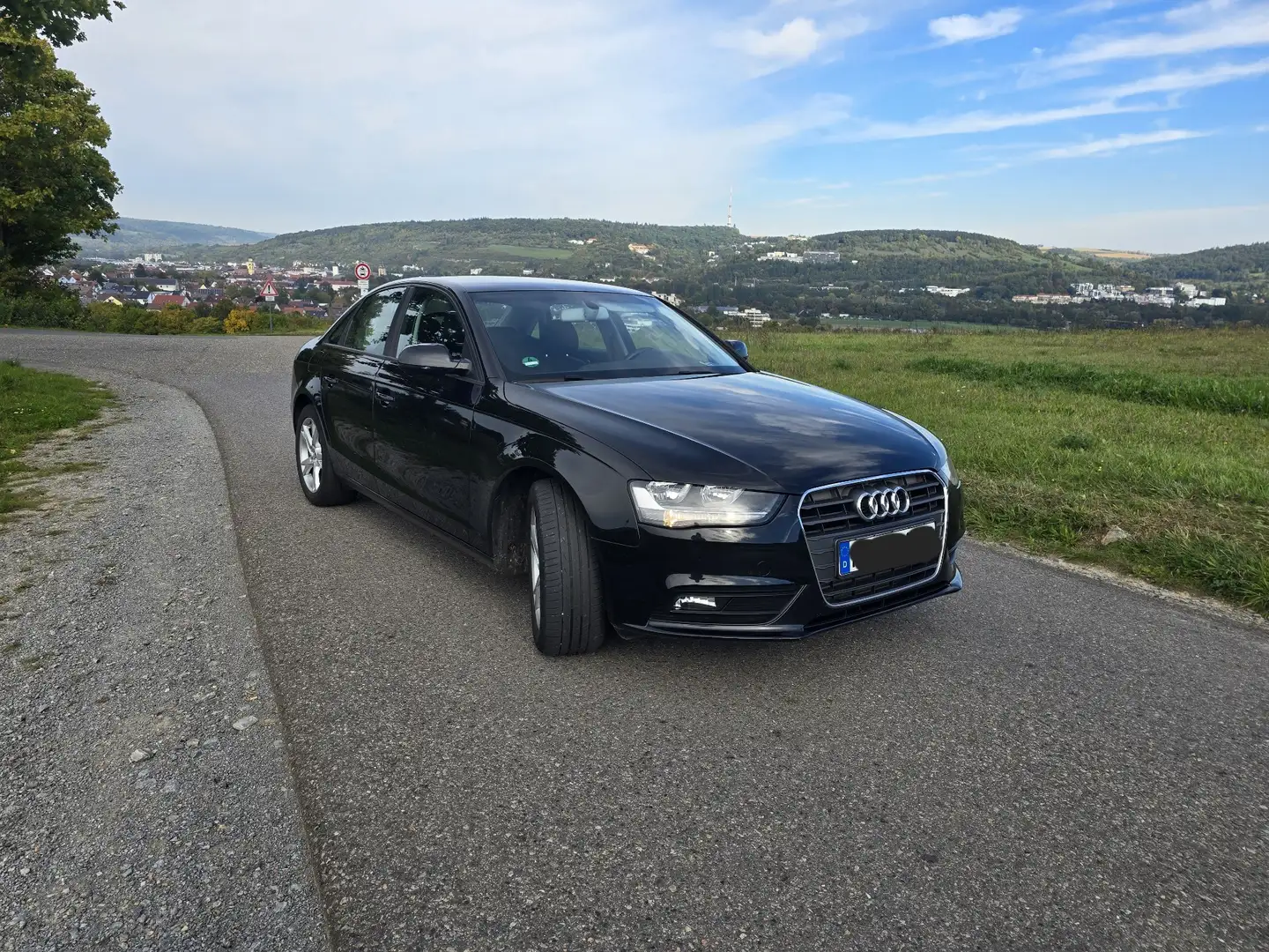 Audi A4 1.8 TFSI Ambiente Schwarz - 2