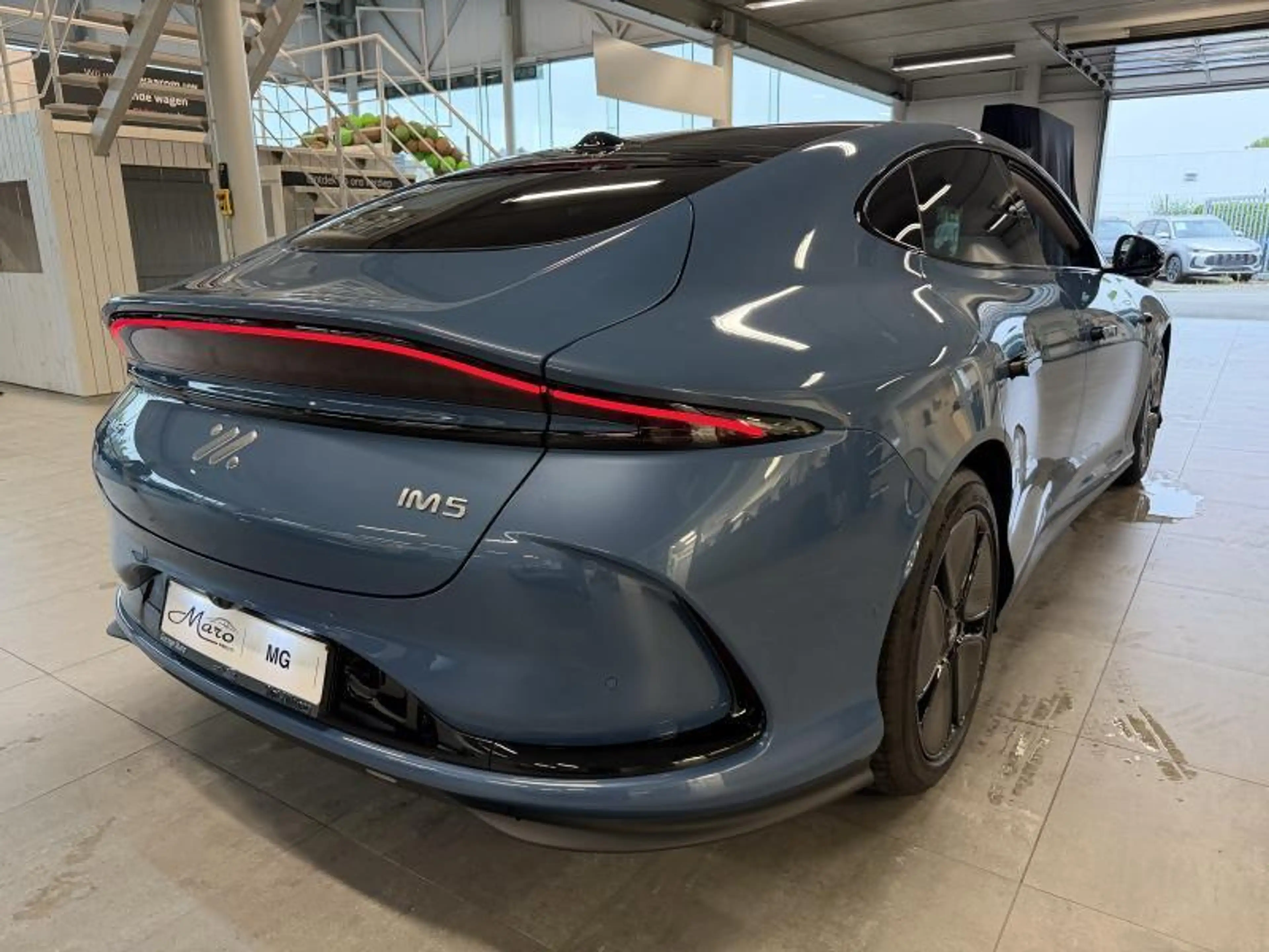MG IM5 70kWh Standard Range | DIRECTIE WAGEN! — photo 2