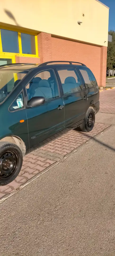 Ford Galaxy ghia Verde - 2
