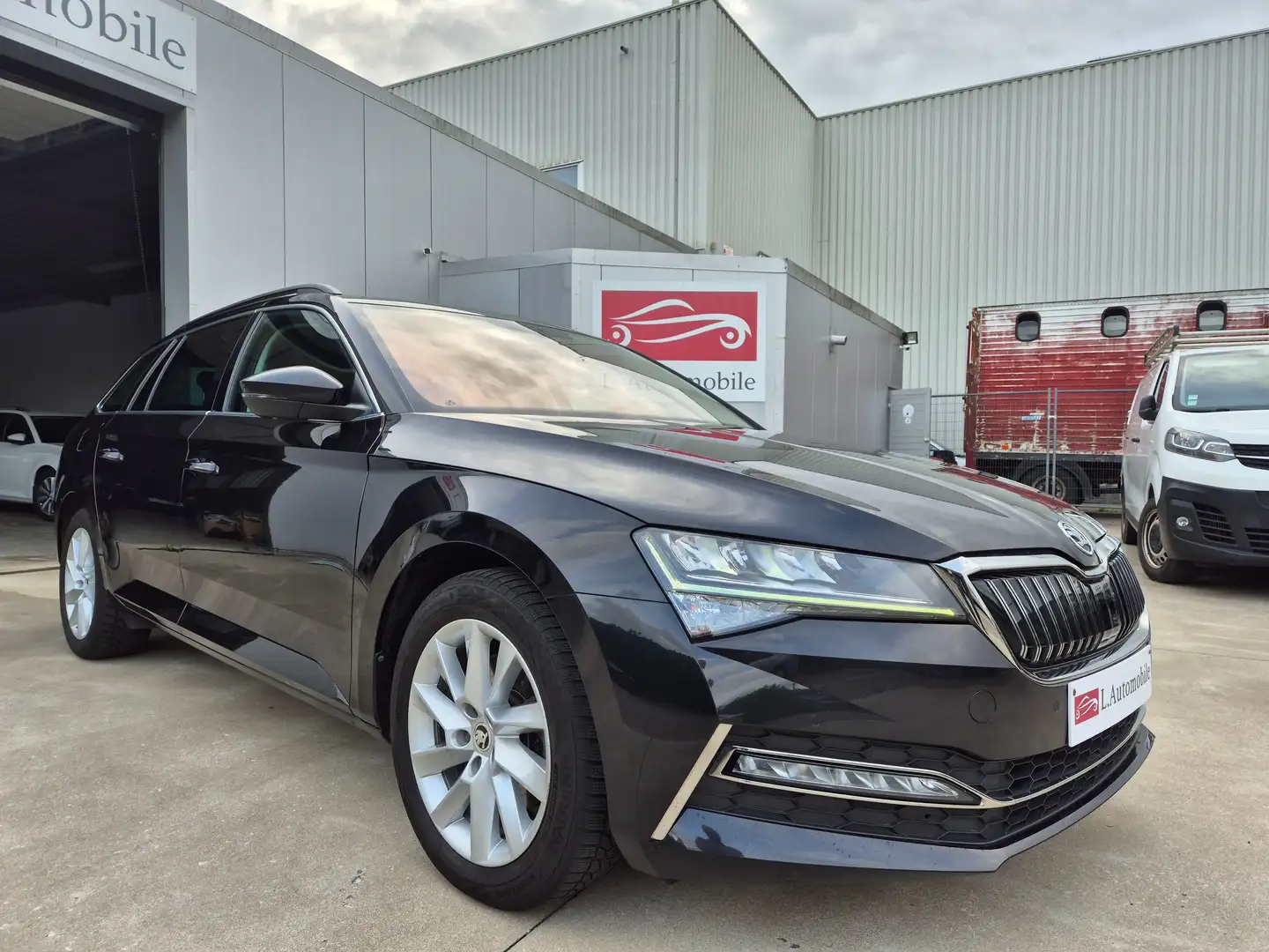 Skoda Superb 1.4 TSI IV 272CV !! / PHEV HYBRID / DSG Fekete - 1