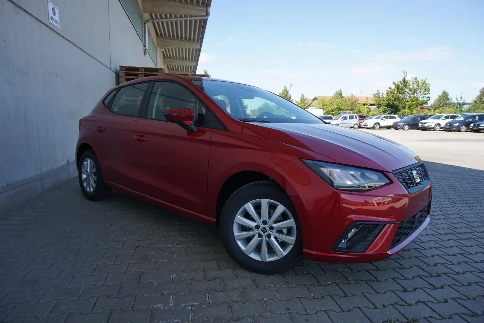 SEAT Ibiza 1.0TSI Style Navi/MirrorLi Kamera Tempomat Rood - 1