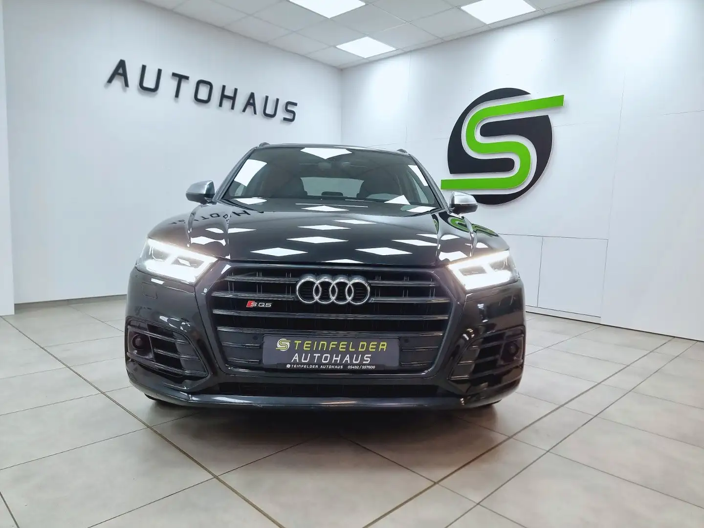Audi SQ5 3.0 TDI quattro / PANORAMA / ACC / MATRIX Noir - 2