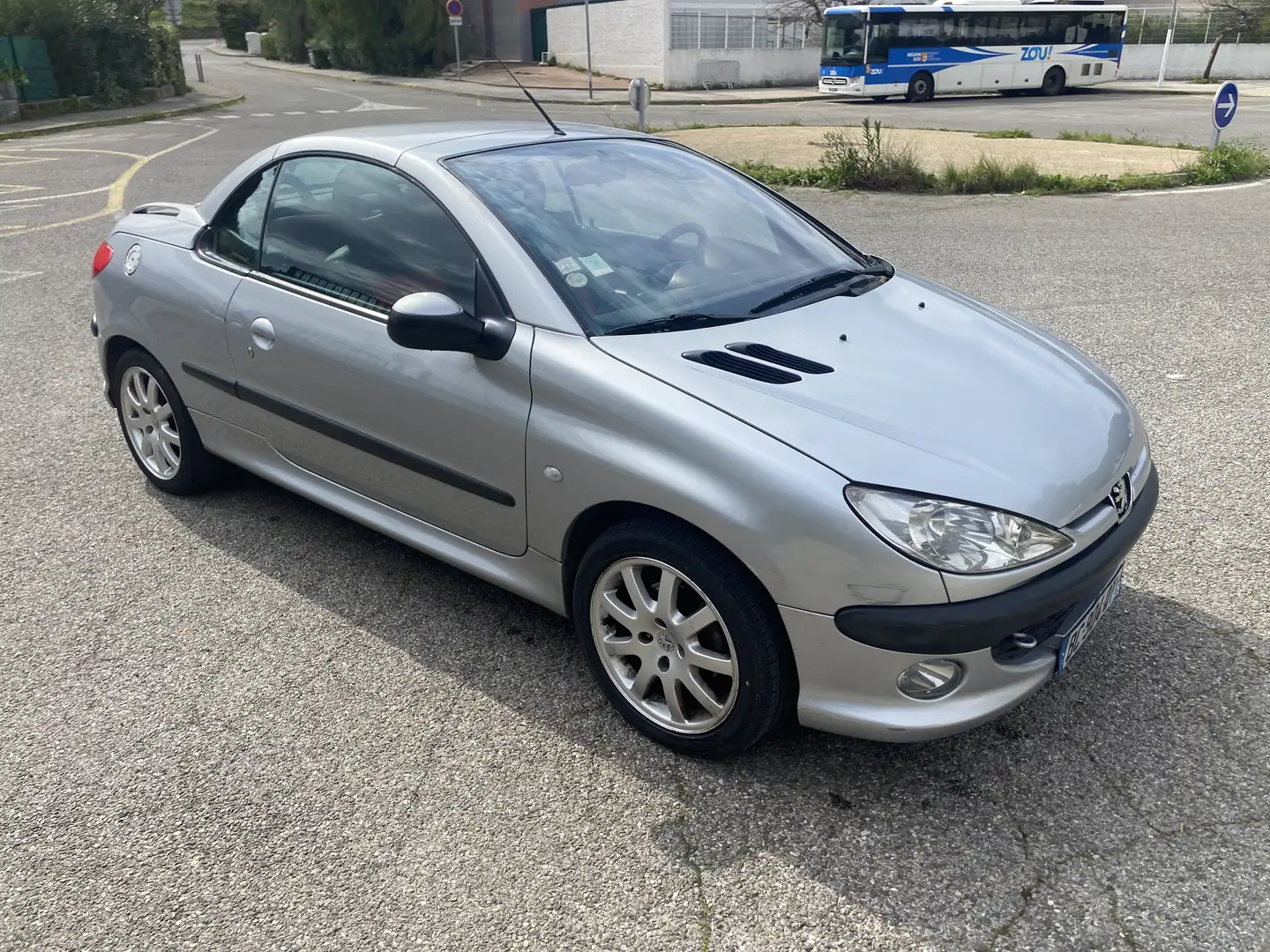 Peugeot 206 CC 2.0i 16V - 2