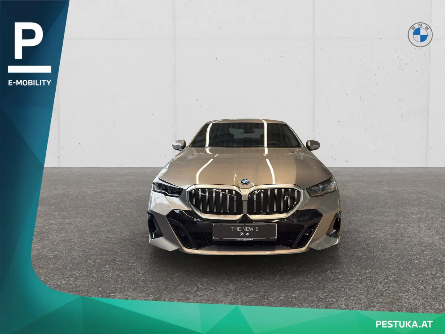 BMW i5 xDrive40 83,9kWh Grau - 2