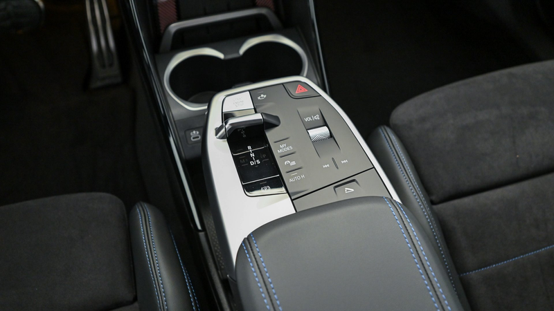 BMW X2 sDrive20d — photo 13