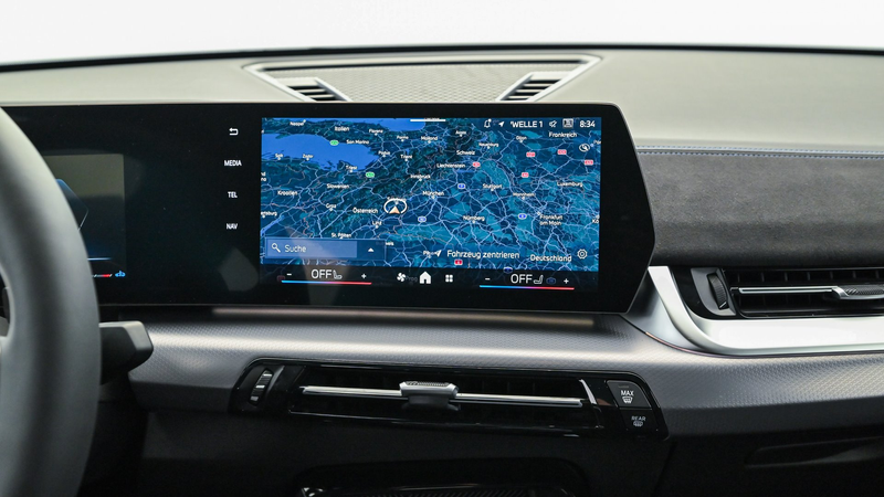 BMW X2 sDrive20d — photo 12