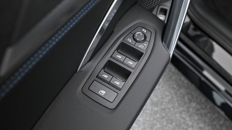 BMW X2 sDrive20d — photo 14