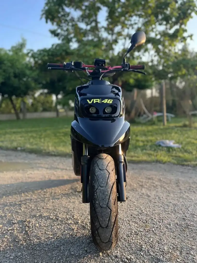 MBK Booster Black - 1