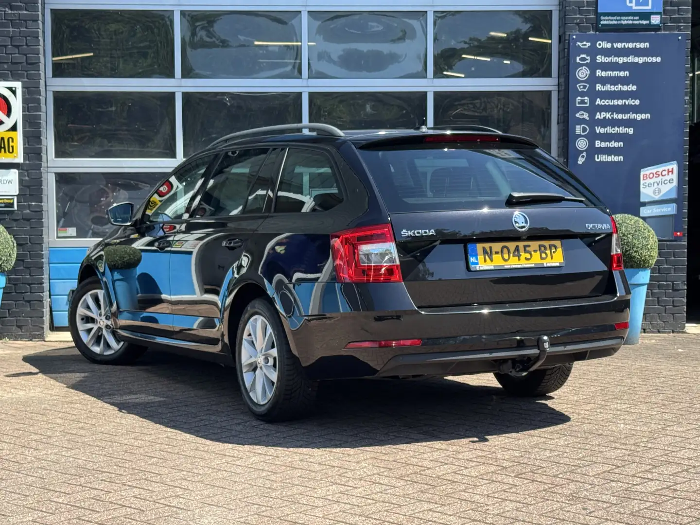 Skoda Octavia Combi 1.0 TSI Greentech Style Business Prijs Inclu Noir - 2
