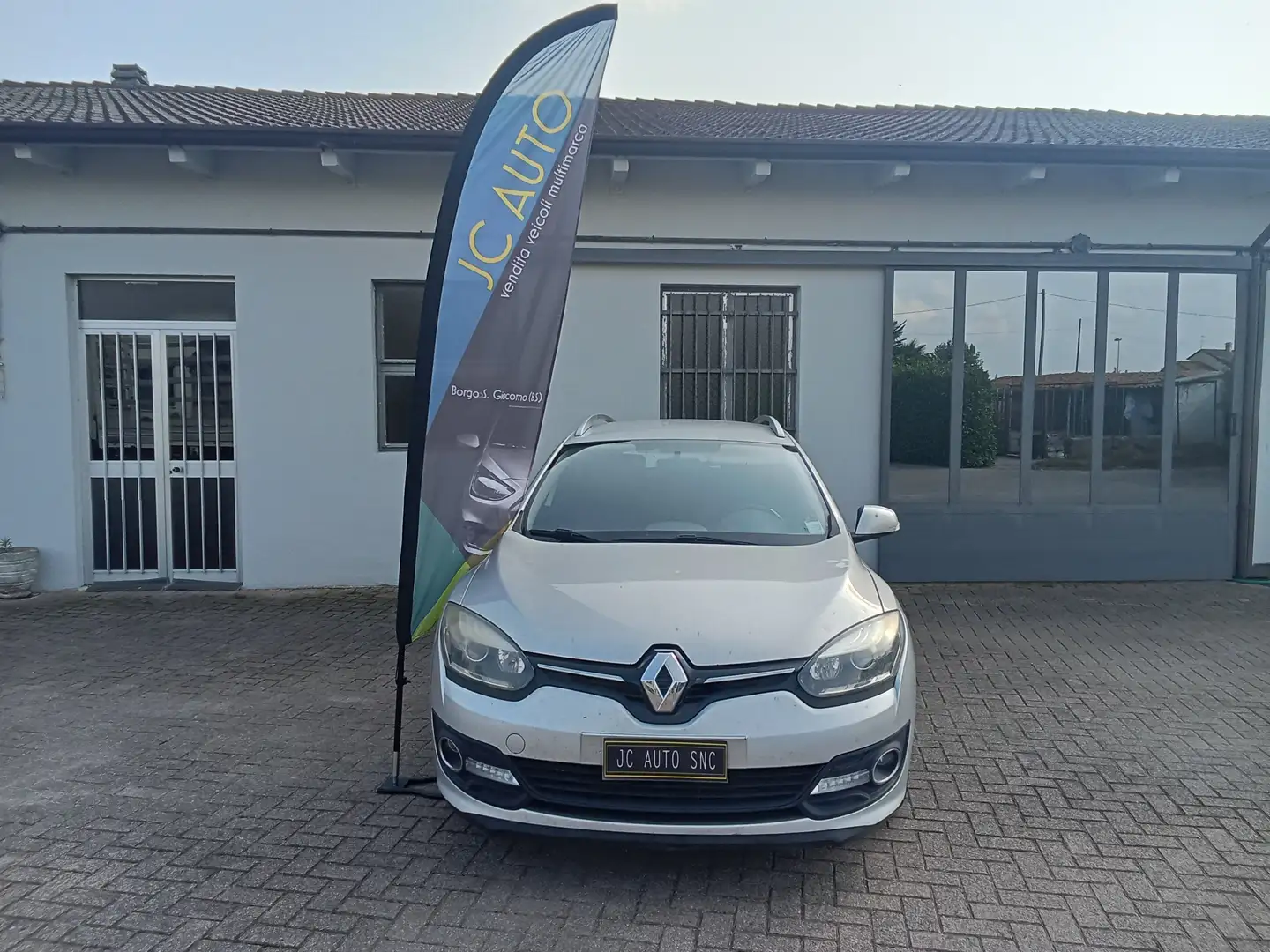 Renault Megane Megane SporTour 1.5 dci MECCANICA PERFETTA Argento - 2