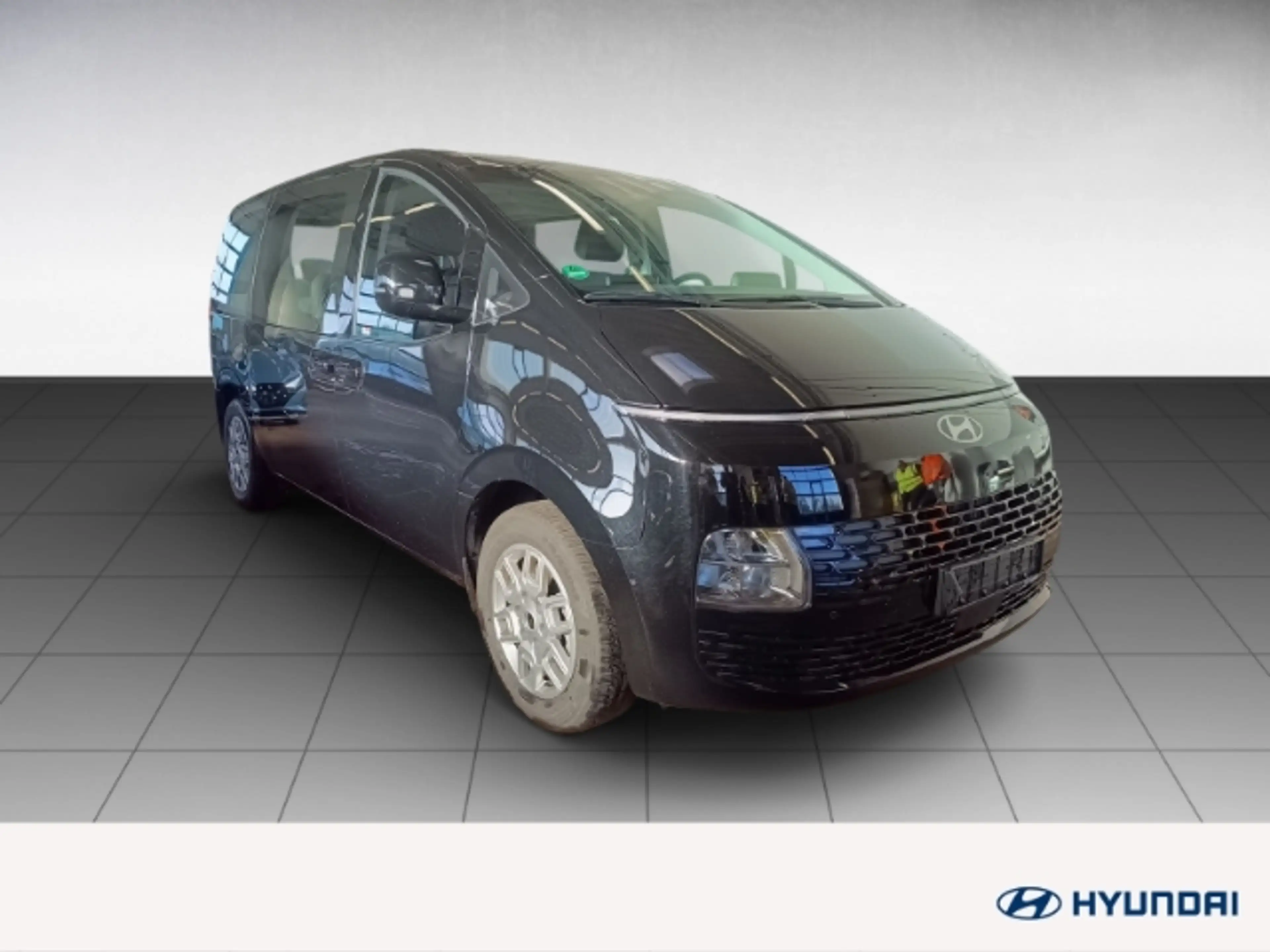 Hyundai STARIA HEV 9-Sitzer (MY25) 1.6 T-GDI (225 PS) 6-AT 2WD Tr — photo 3