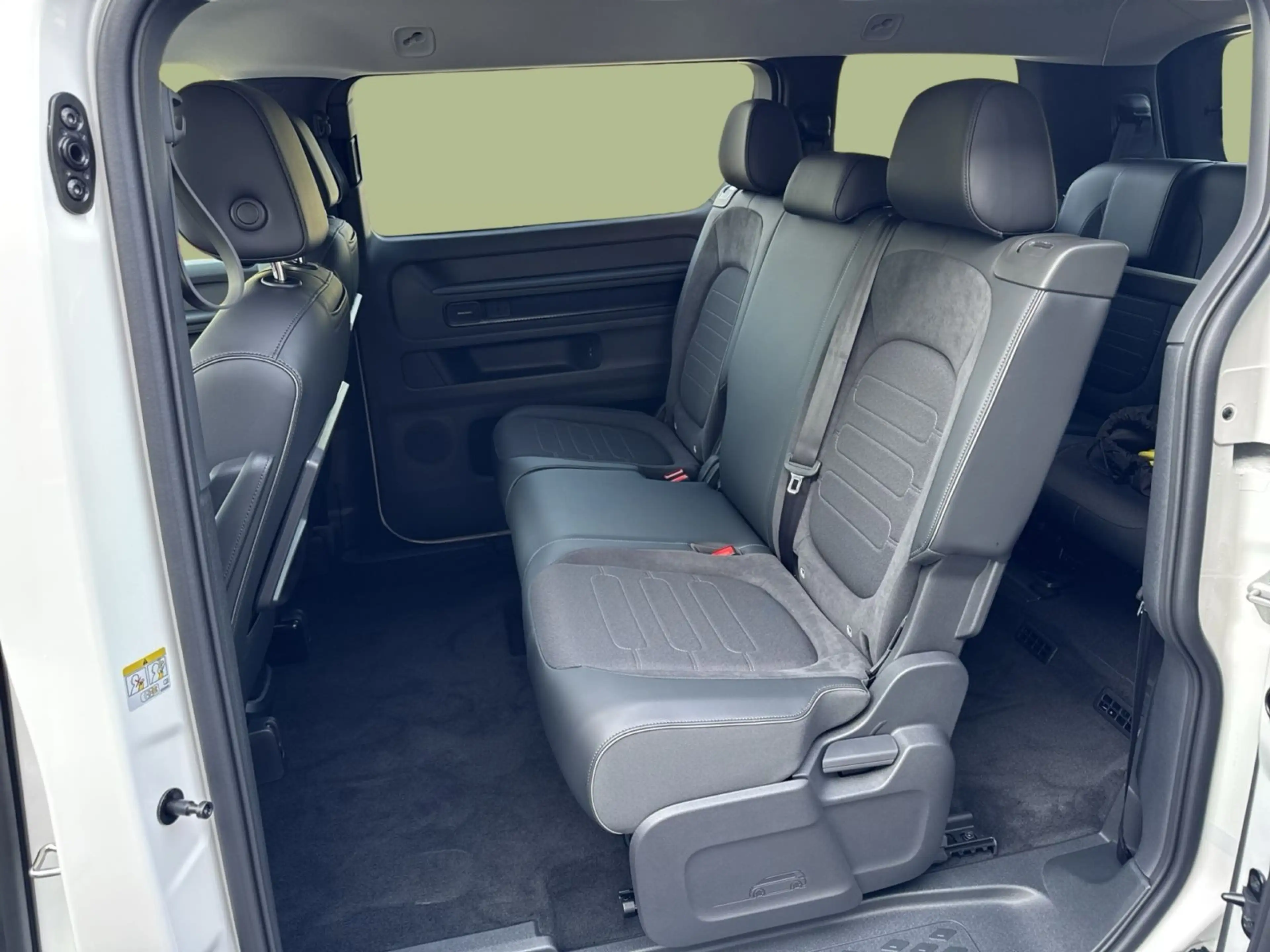 Volkswagen ID. Buzz ID.Buzz Pro LR 210kW 7-SITZE AHK HUD KAM — photo 15