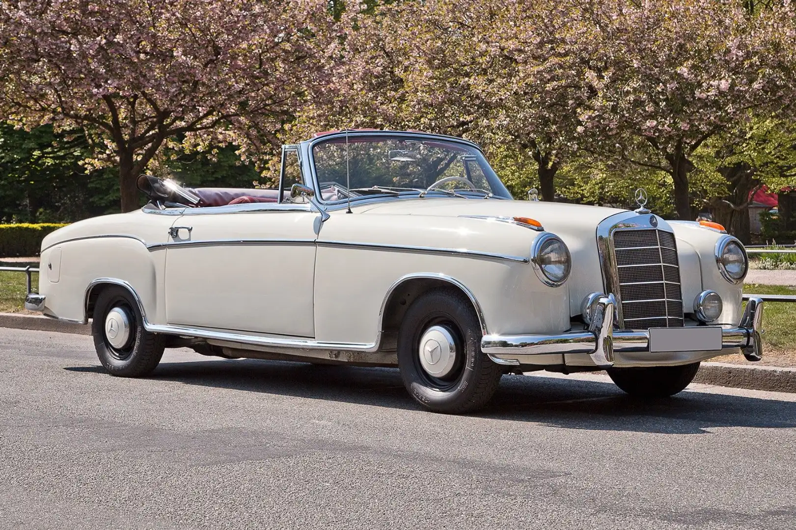 Mercedes-Benz 220 S sehr schöner Wagen Blanc - 2