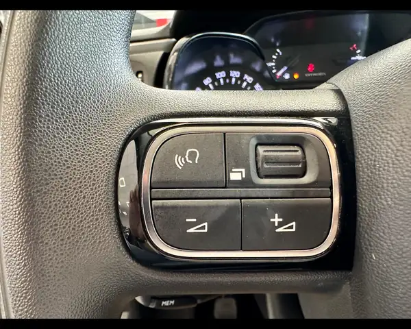 Citroen C3 view 11