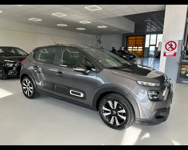 Citroen C3 view 2