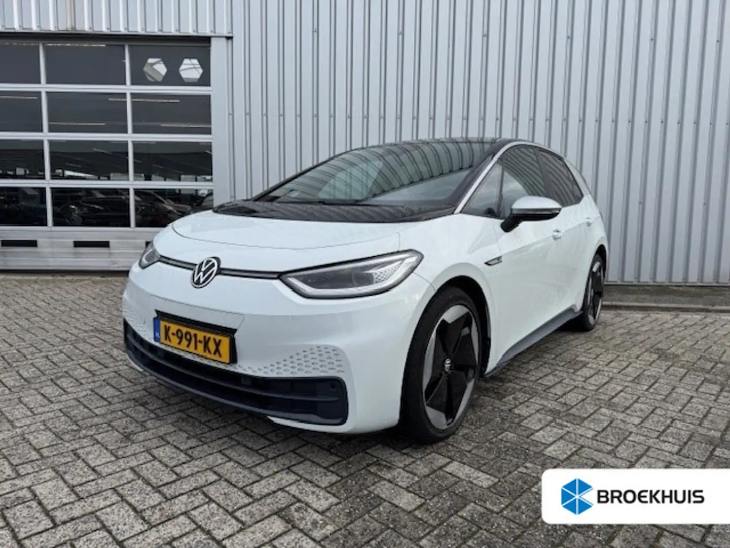 Volkswagen ID.3 First Max 58 kWh l Panoramadak l Stoel en Stuurver Blanc - 1