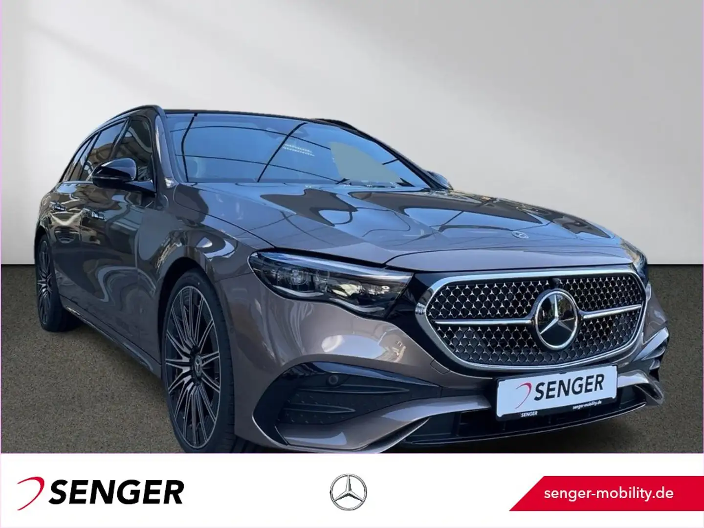 Mercedes-Benz E 220 d T AMG DigitalLight Panorama Distron. AHK Braun - 1