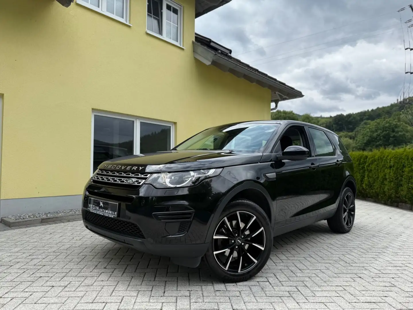Land Rover Discovery Sport 2.0 TD4 Pure-AHK Nero - 2