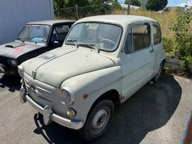 Fiat 600 *Restaurierungsobjekt*