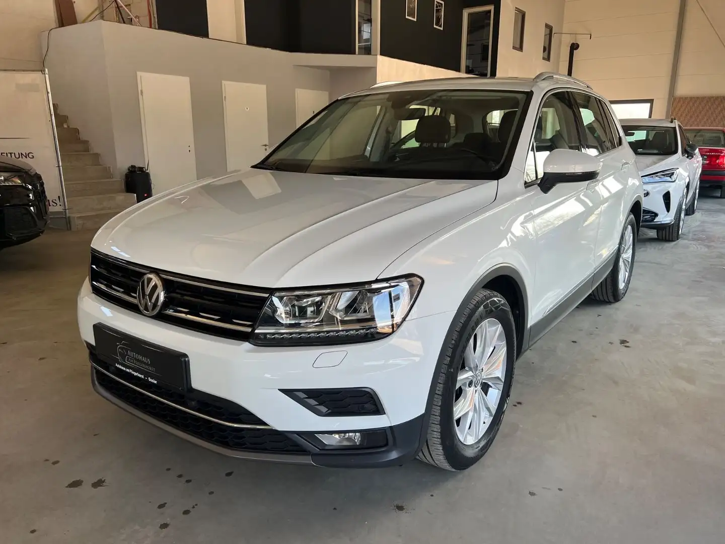 Volkswagen Tiguan 2.0 TDI Highline LED/ACC/PDC/Stand-HZ/SHZ Blanc - 1
