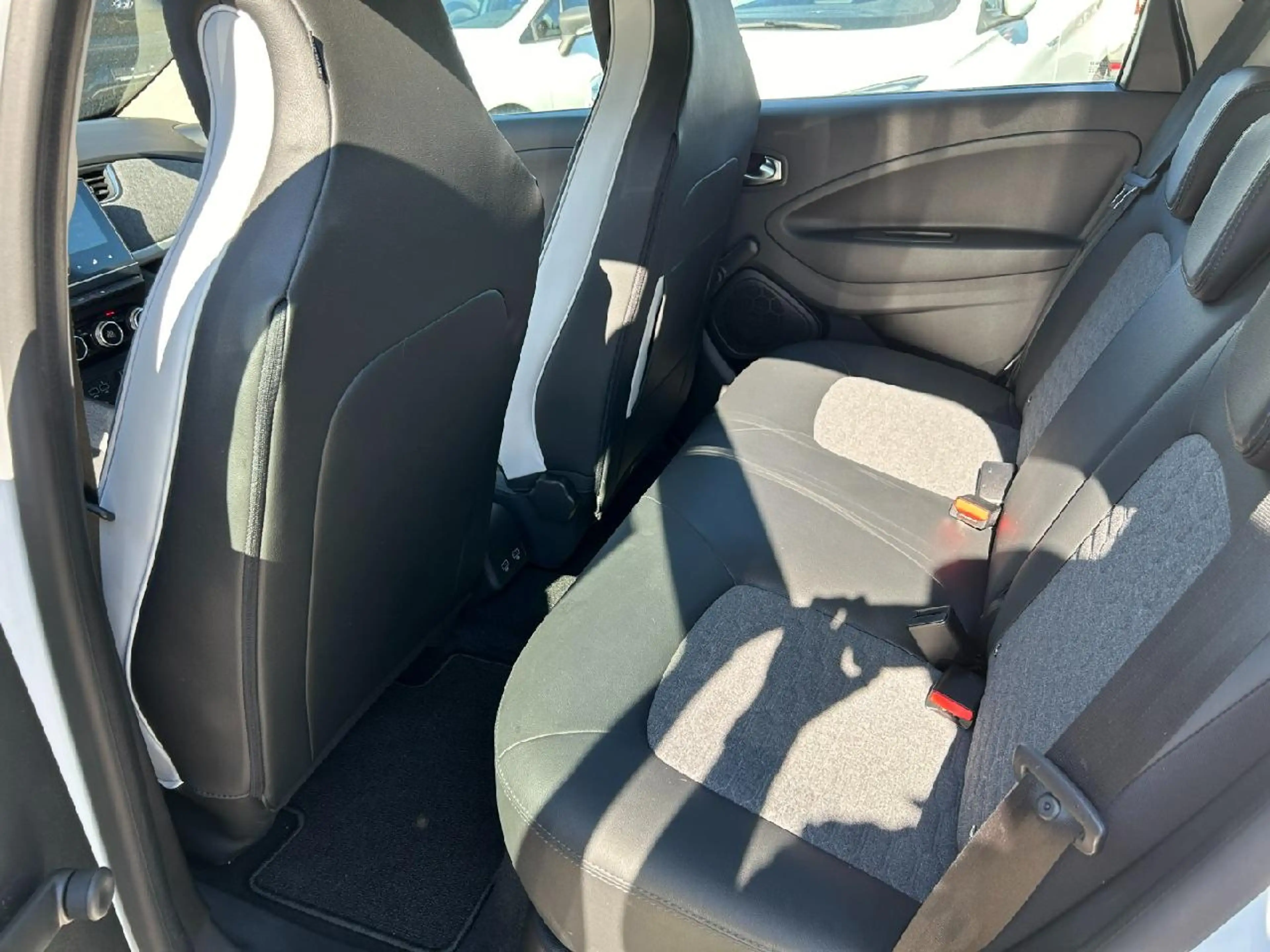 Renault ZOE Experience — photo 13