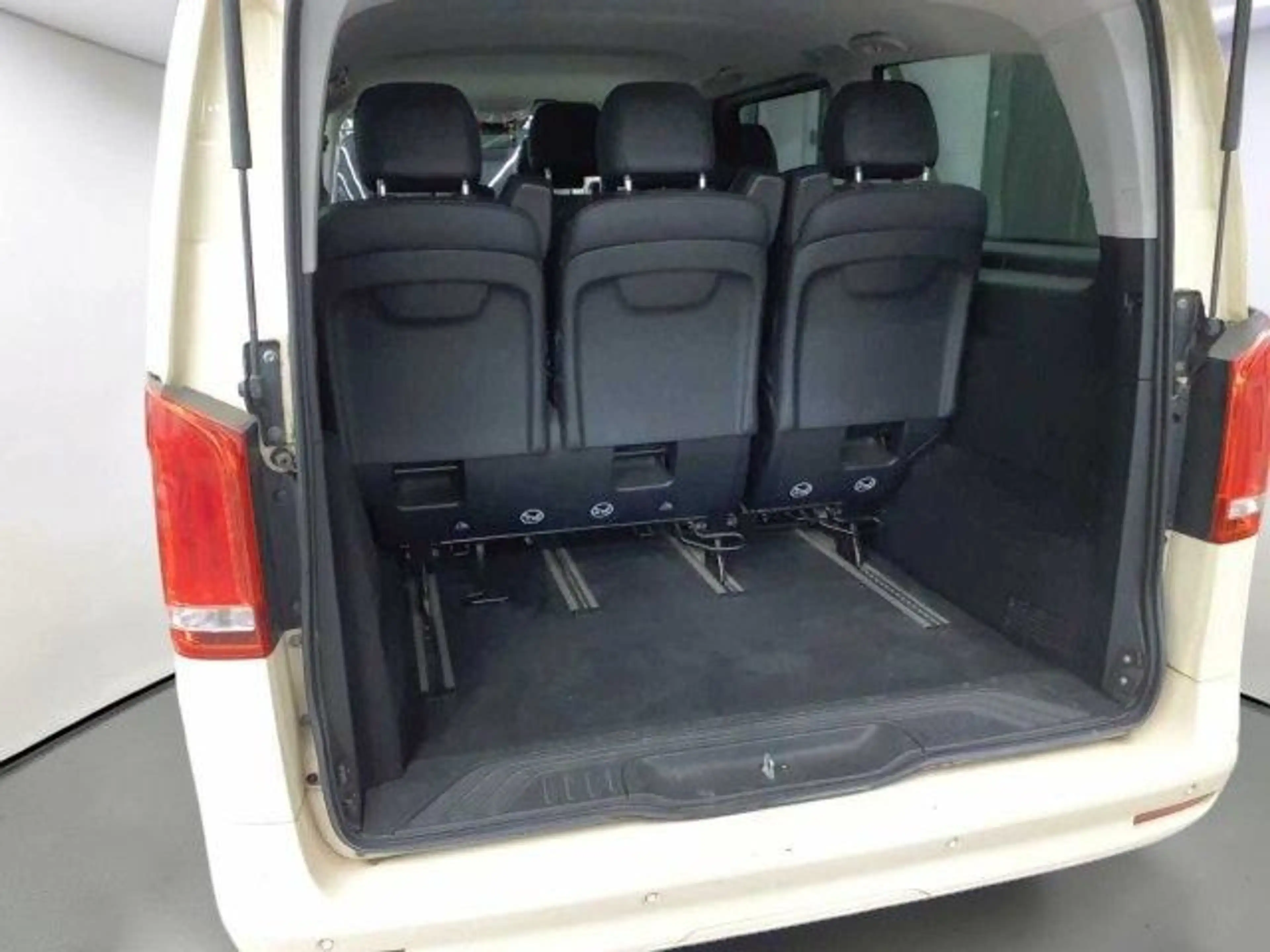 Mercedes-Benz Vito Tourer 116 CDI Pro lang*TAXI*LED*KAMERA* — photo 9