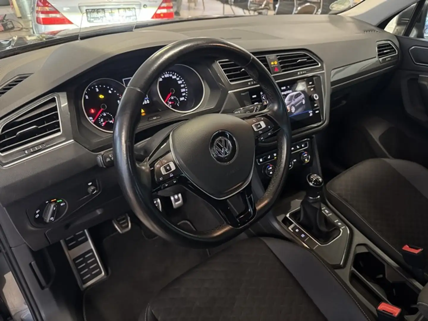 Volkswagen Tiguan Join ACC HeadUpDisplay Navi 1. Hand Gris - 2