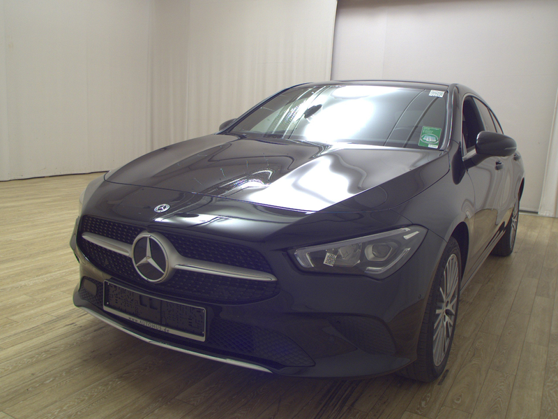 Mercedes-Benz CLA 250 Shooting Brake e Progressive NAVI LED — photo 2