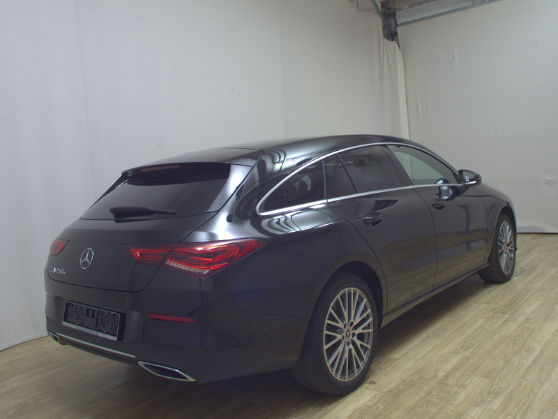 Mercedes-Benz CLA 250 Shooting Brake e Progressive NAVI LED — photo 4