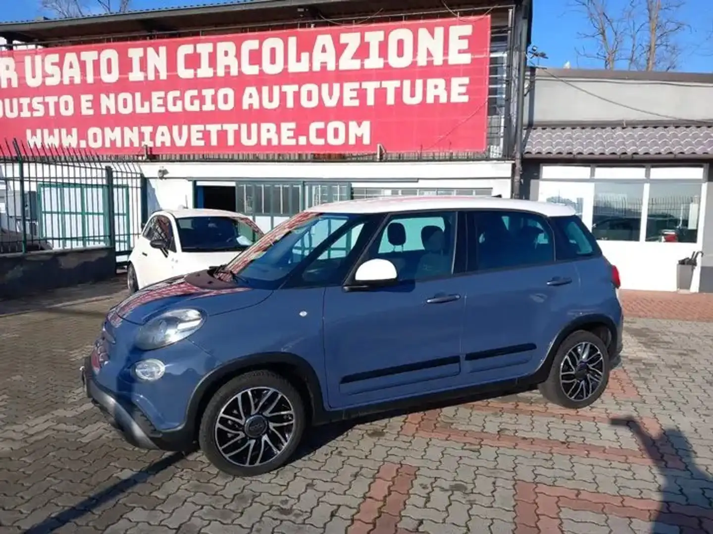 Fiat 500L Cross 1.4 City s Adatta x Neopatentati Bleu - 1