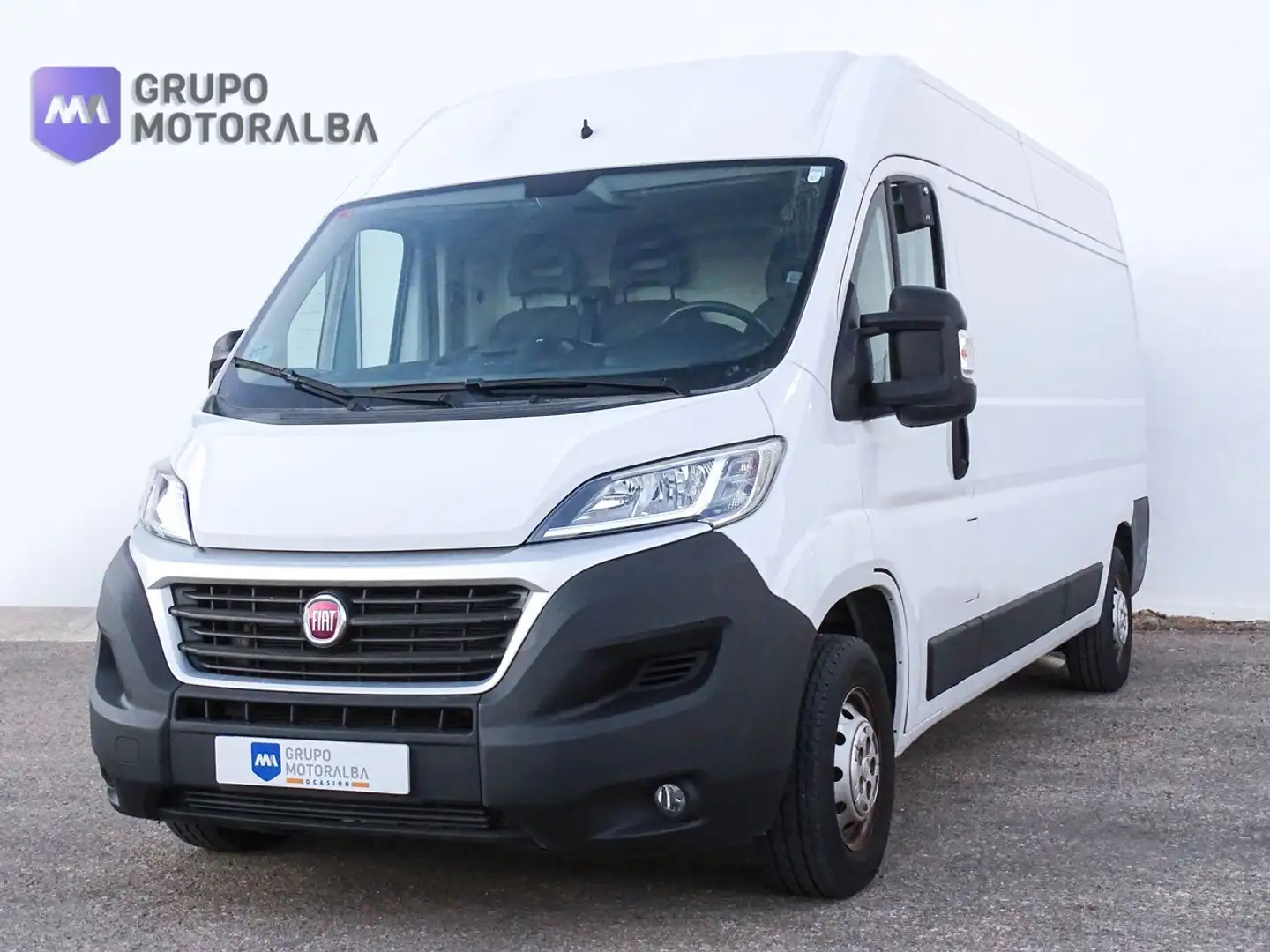 Fiat Ducato Fg. 35 2.3Mjt LPEGR LargoT.S.A. 95kW Blanc - 1