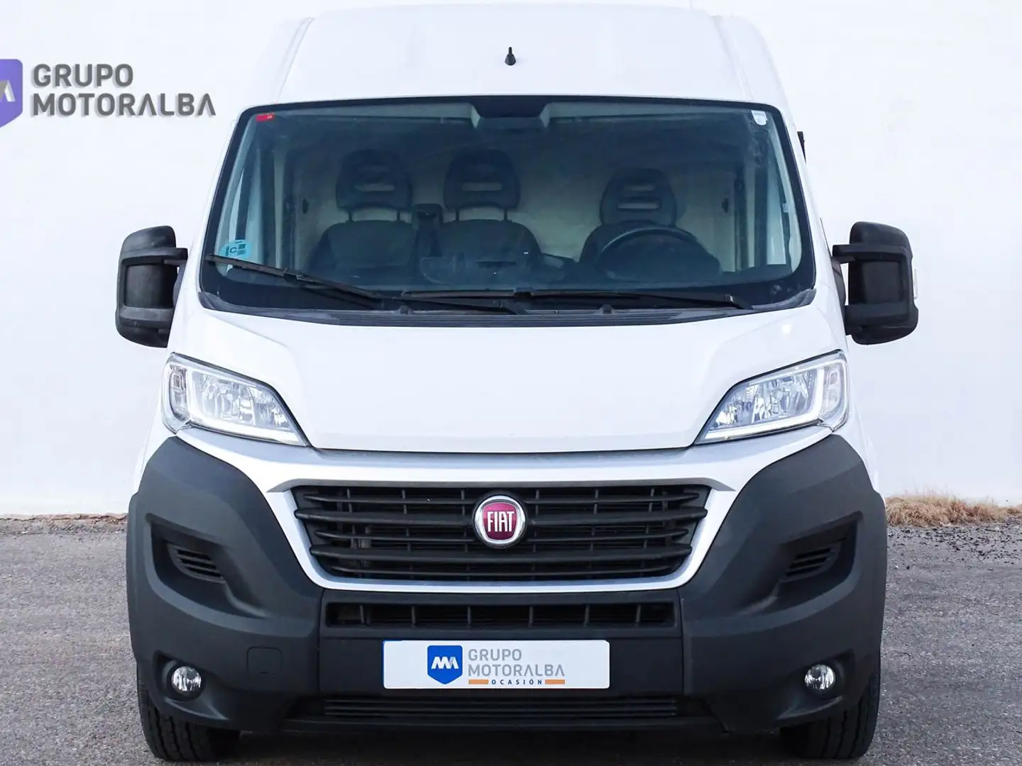 Fiat Ducato Fg. 35 2.3Mjt LPEGR LargoT.S.A. 95kW Blanc - 2