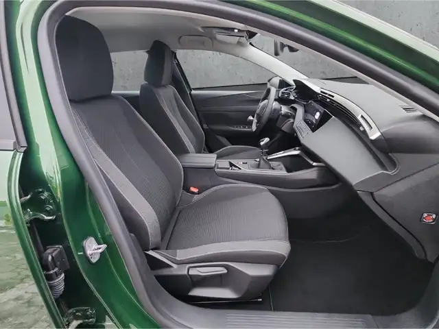 Peugeot 308 view 13