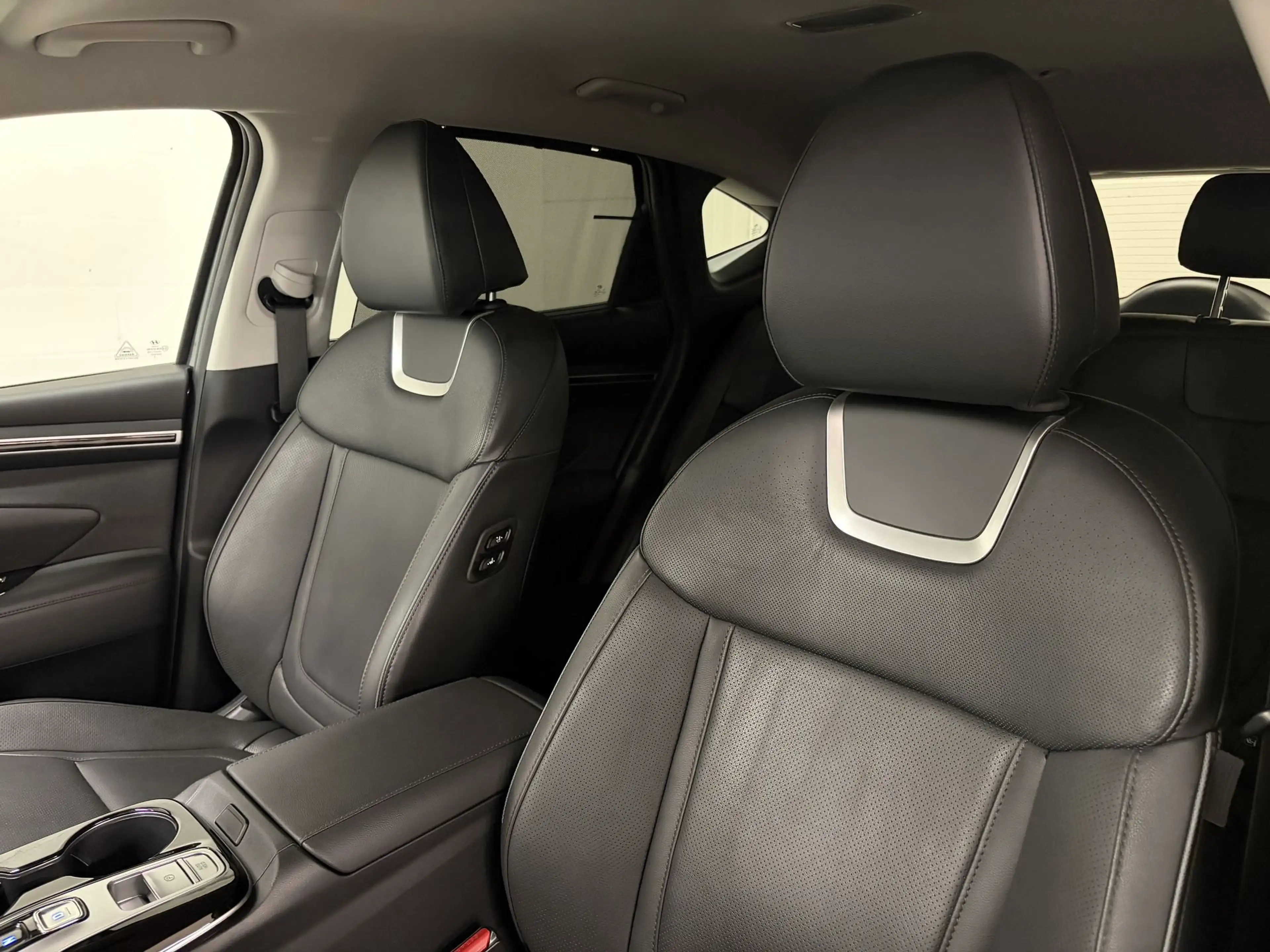 Hyundai TUCSON 1.6 T-GDi Shine HEV AT — photo 10