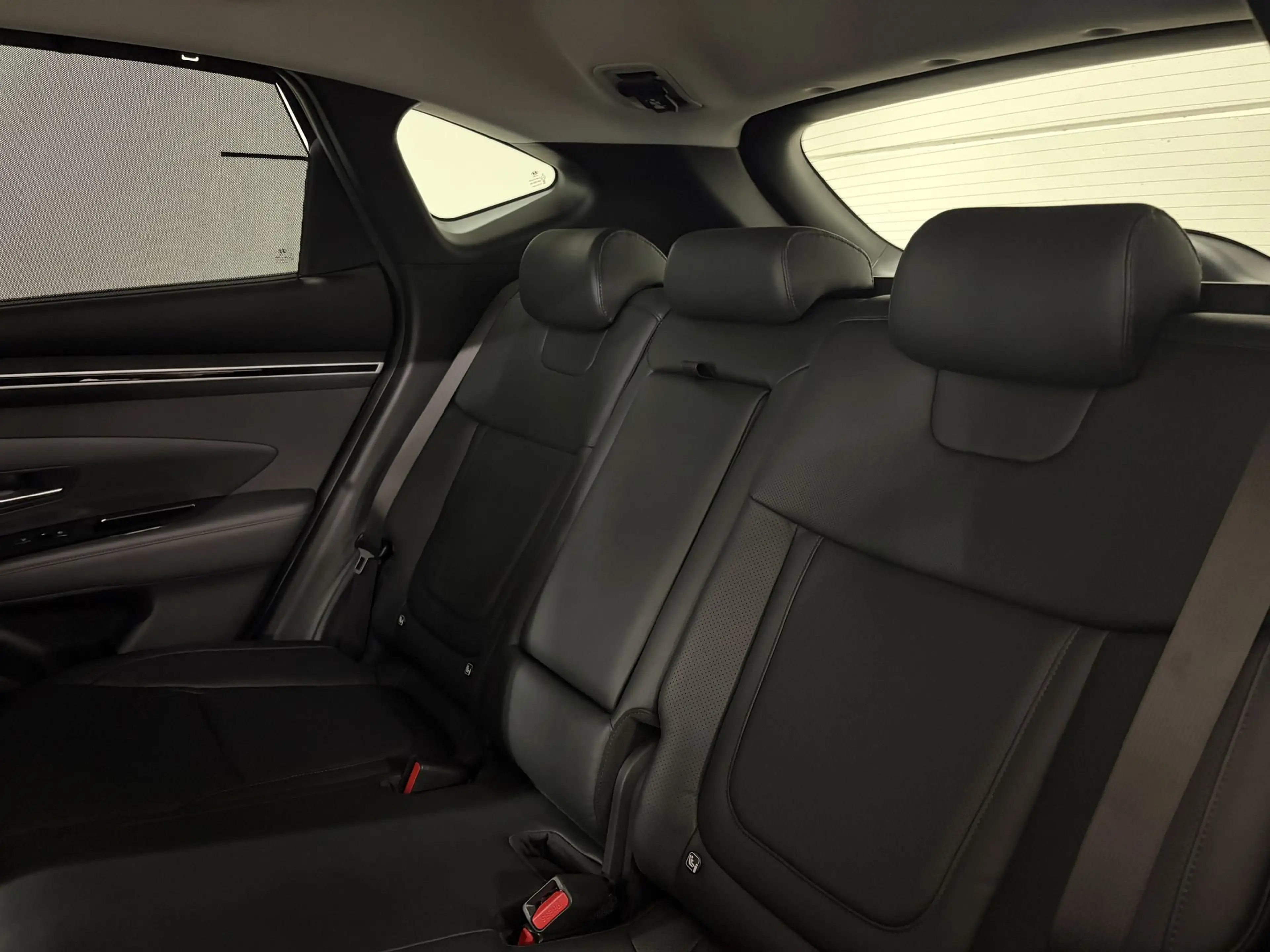 Hyundai TUCSON 1.6 T-GDi Shine HEV AT — photo 11