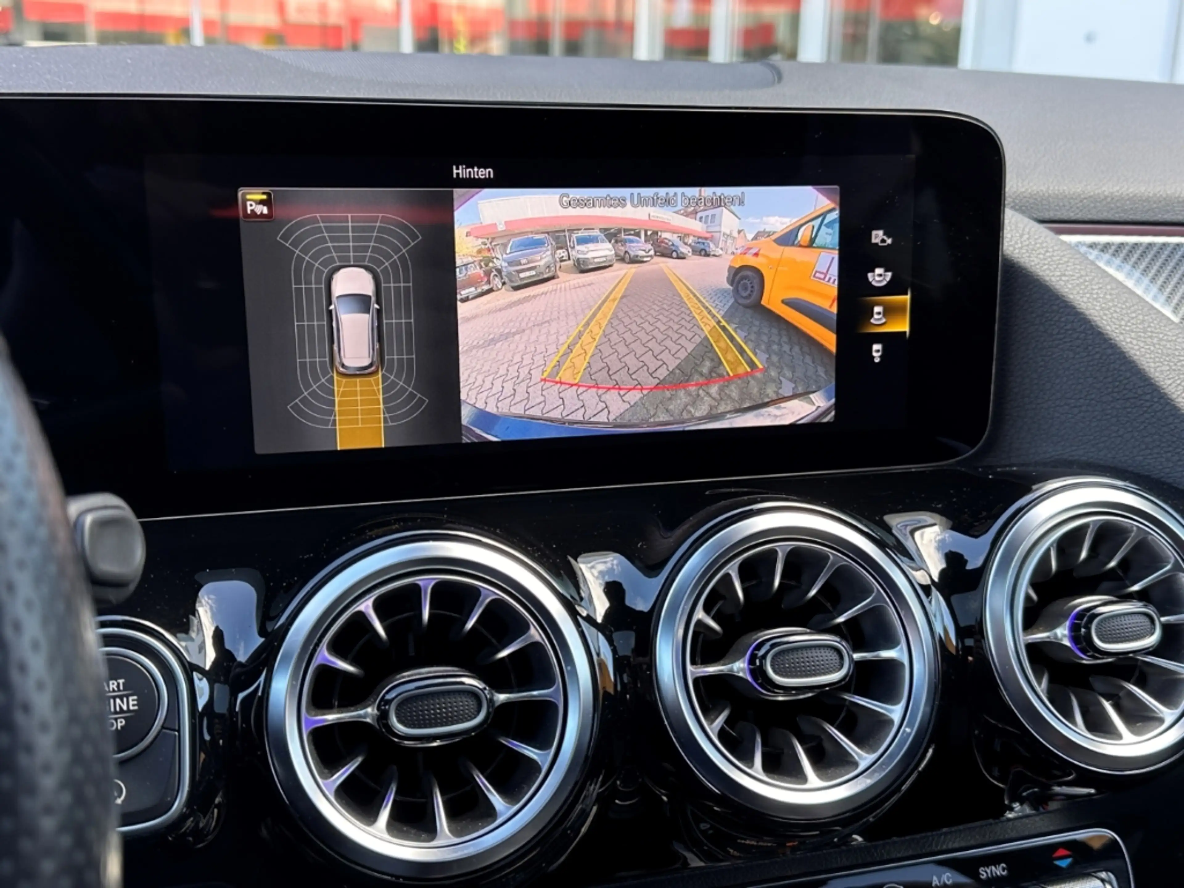 Mercedes-Benz B 200 AMG Line AHK PANO RFK MULTIBEAM WIDESCREEN — photo 9