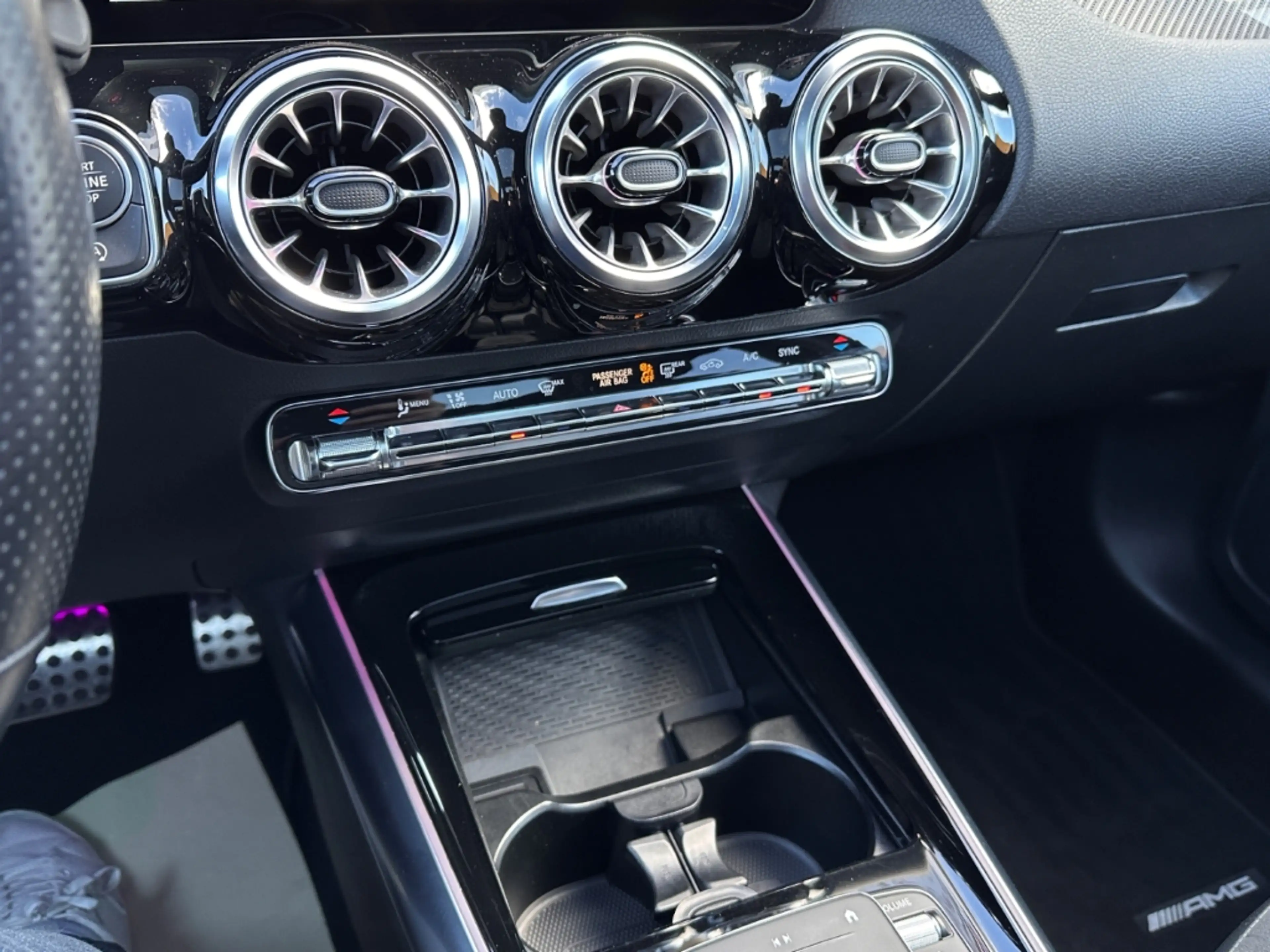 Mercedes-Benz B 200 AMG Line AHK PANO RFK MULTIBEAM WIDESCREEN — photo 11
