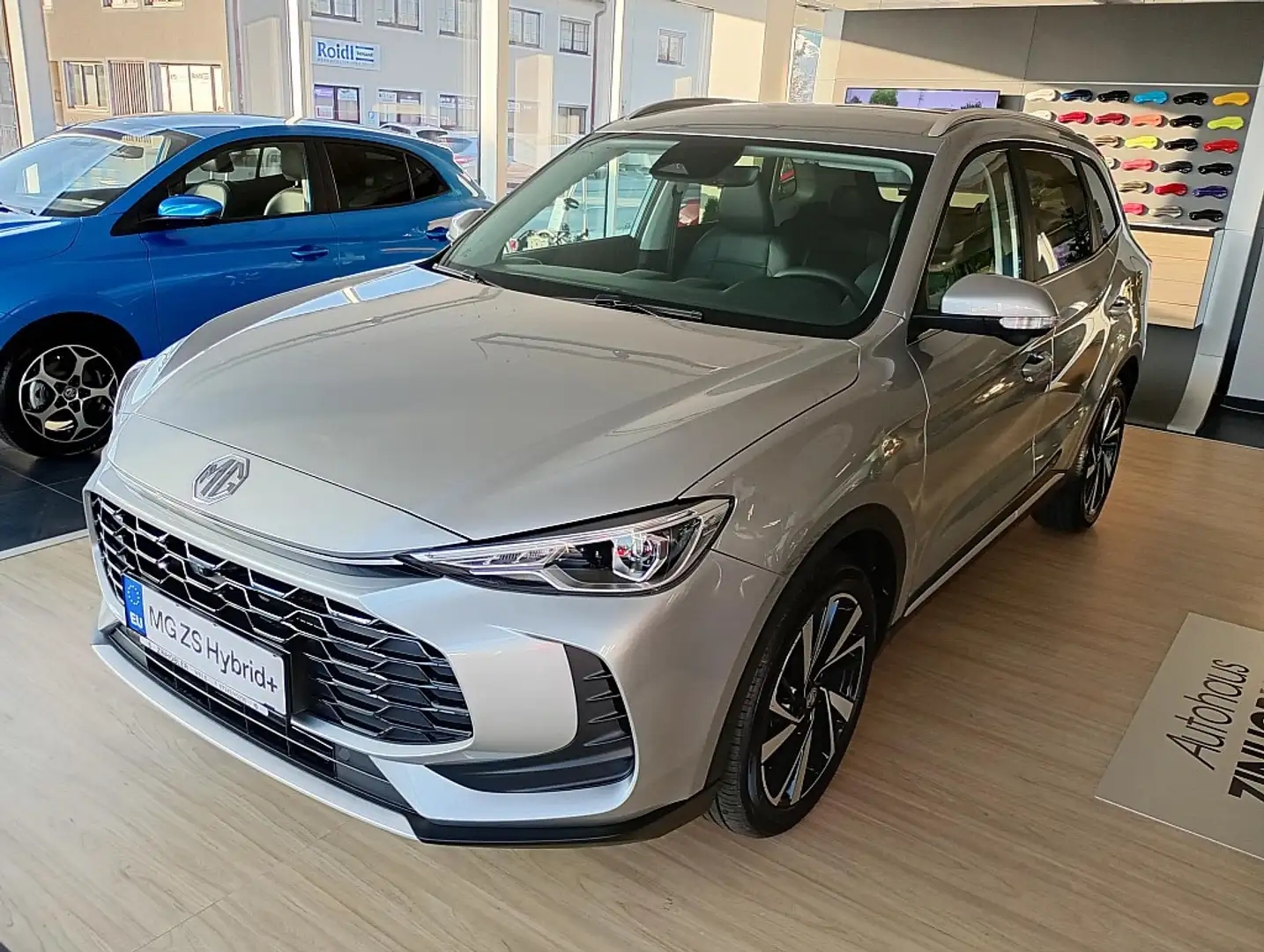 MG ZS 1.5 Hybrid+ Luxury Winterräder gratis Silber - 1