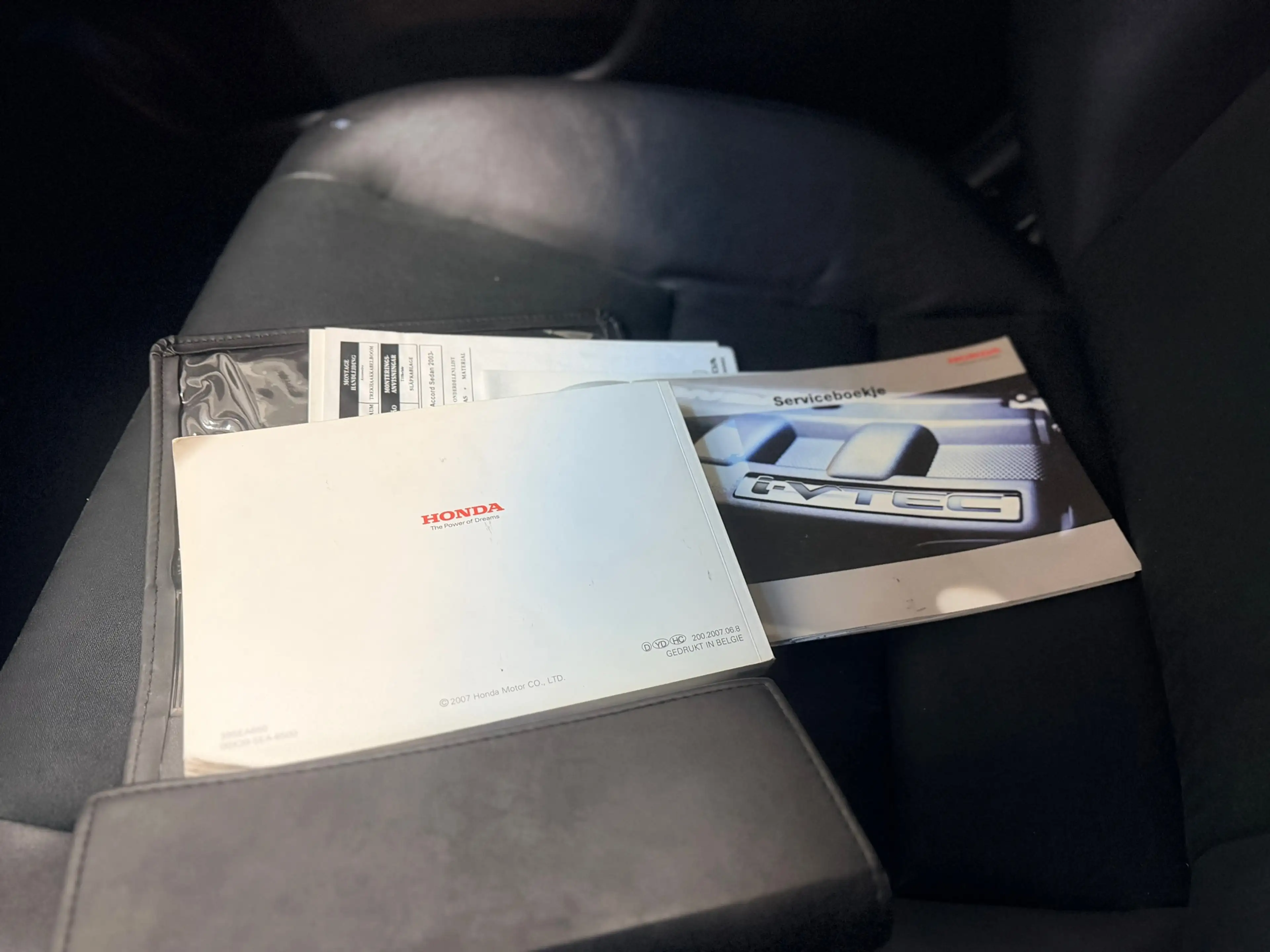 Honda Accord 2.0i Business / DEALER ONDERHOUDEN / SUPER NETJES — photo 33
