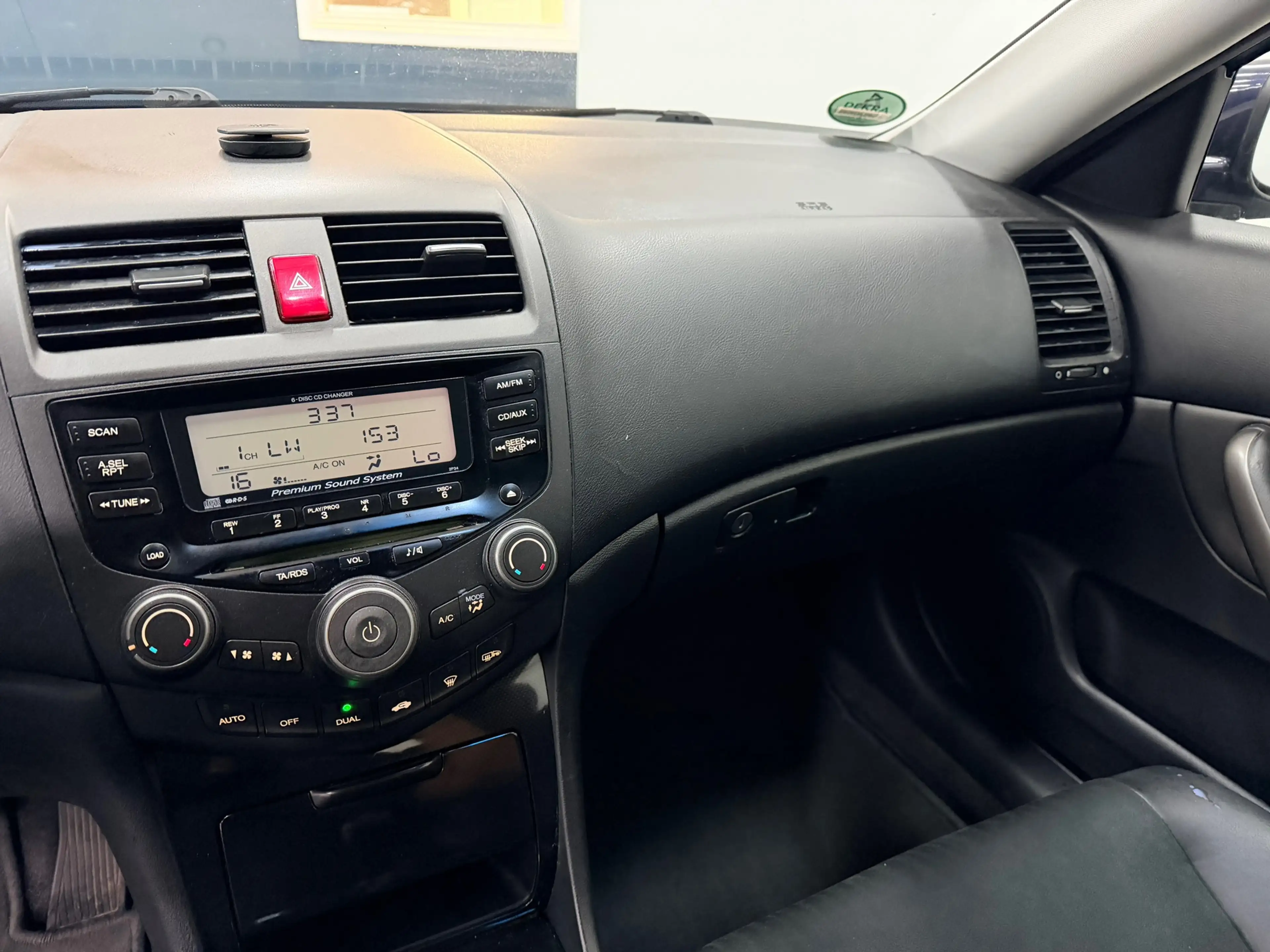 Honda Accord 2.0i Business / DEALER ONDERHOUDEN / SUPER NETJES — photo 19