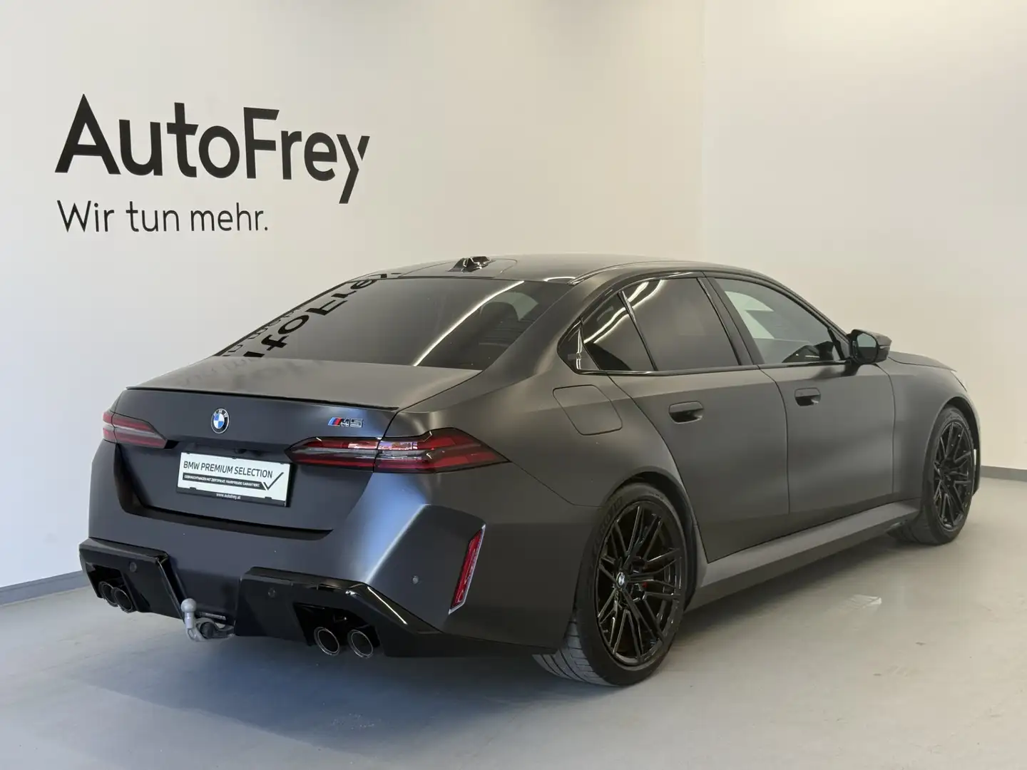 BMW M5 Grau - 2