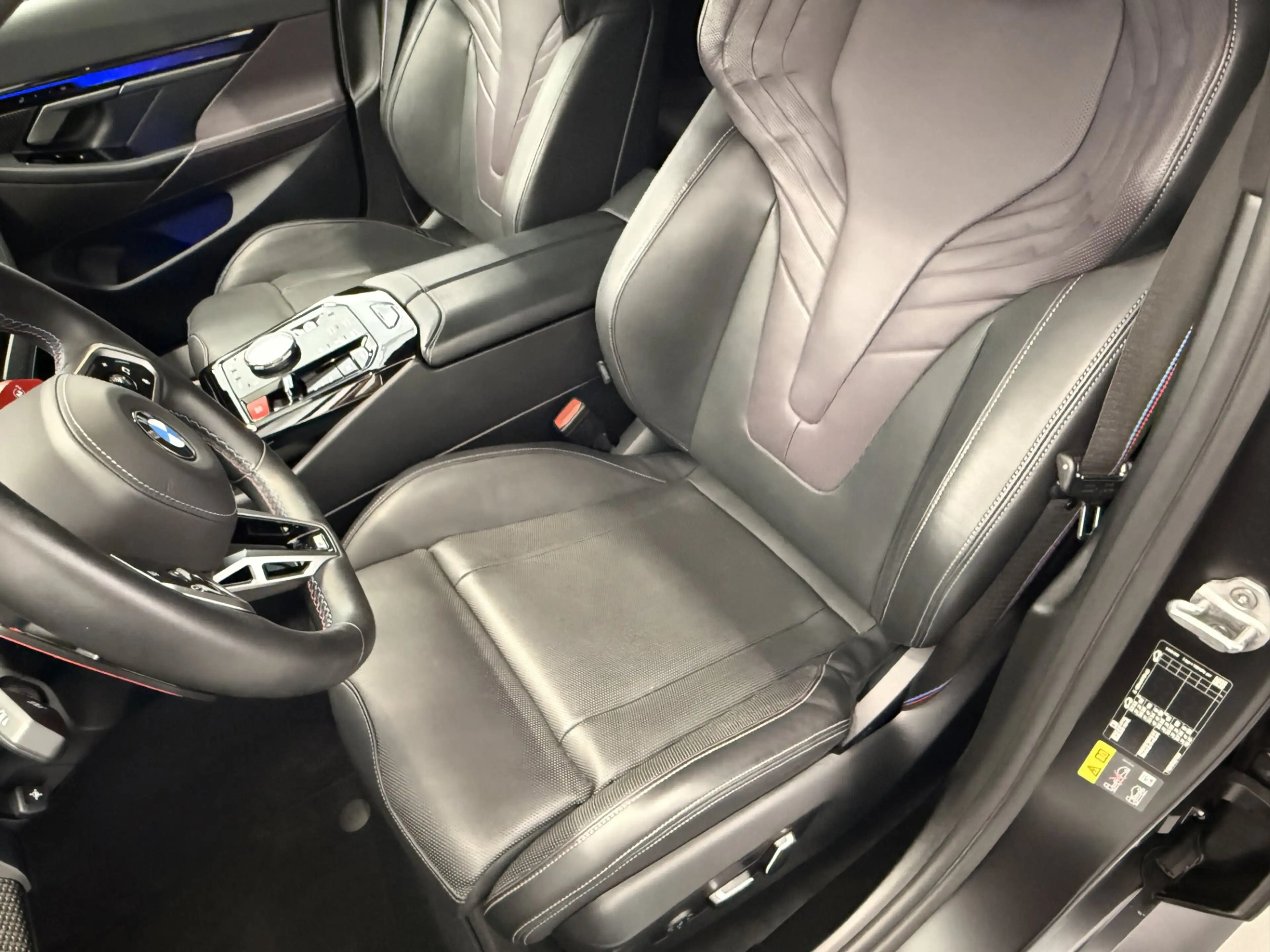BMW M5 — photo 12