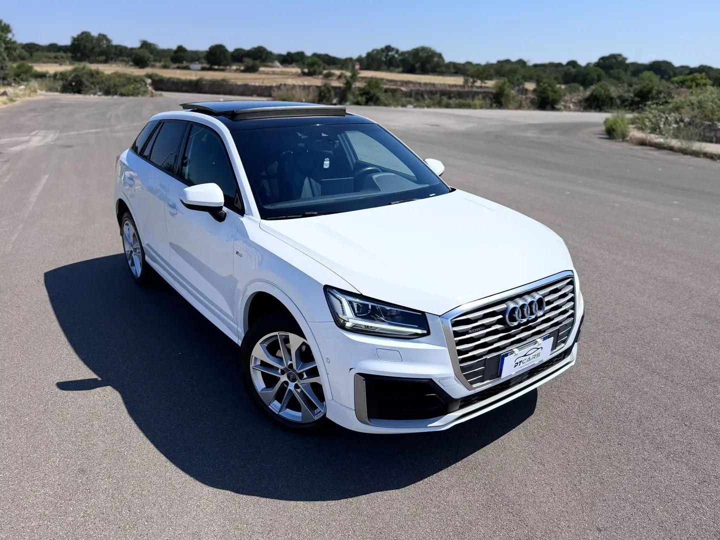 Audi Q2 2.0 tdi quattro 190cv s tronic Sline Tetto*Virtual Bianco - 2