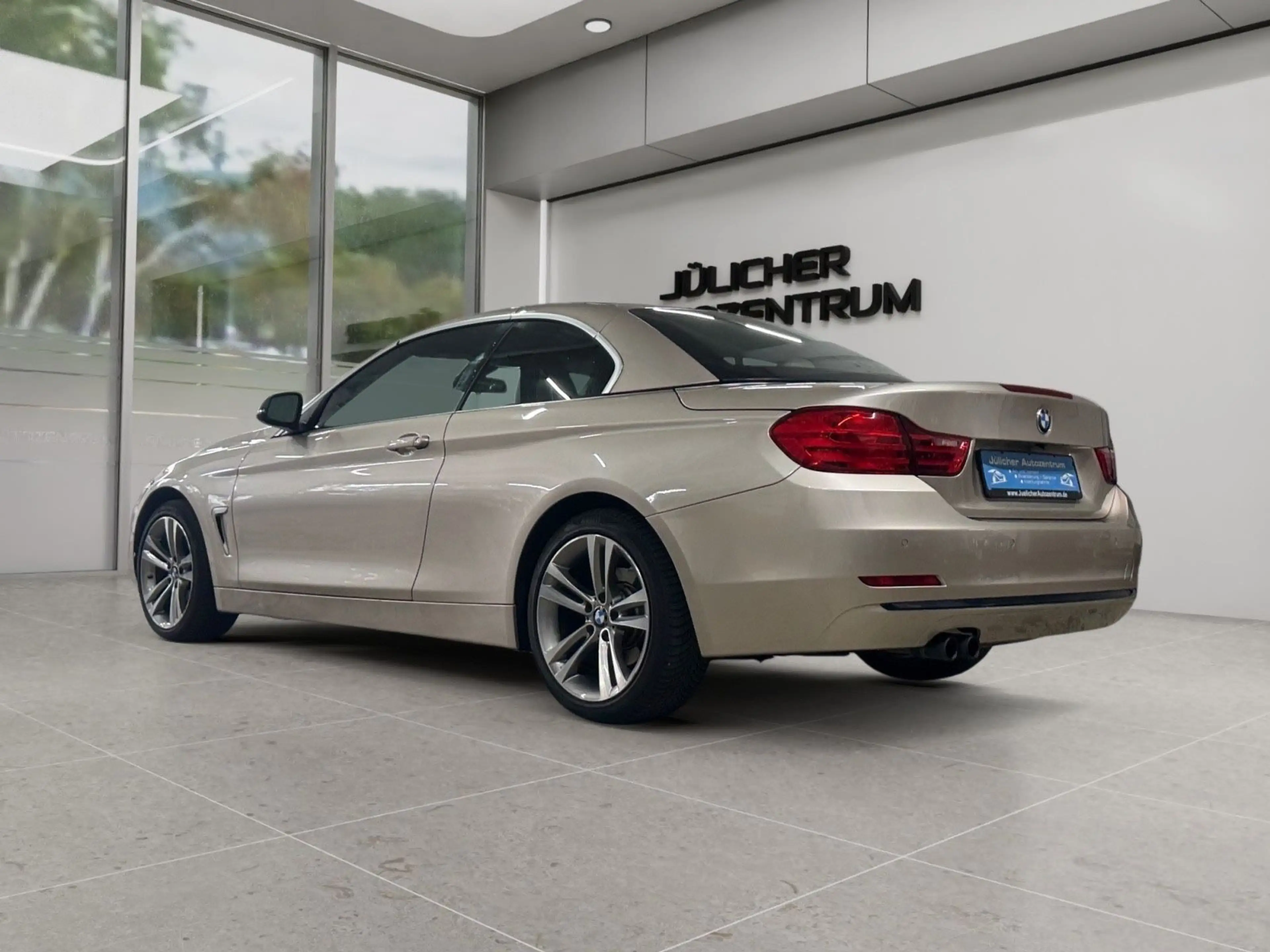 BMW 428 i xDrive Cabrio , Scheckheft, Harman/Kardon — photo 6