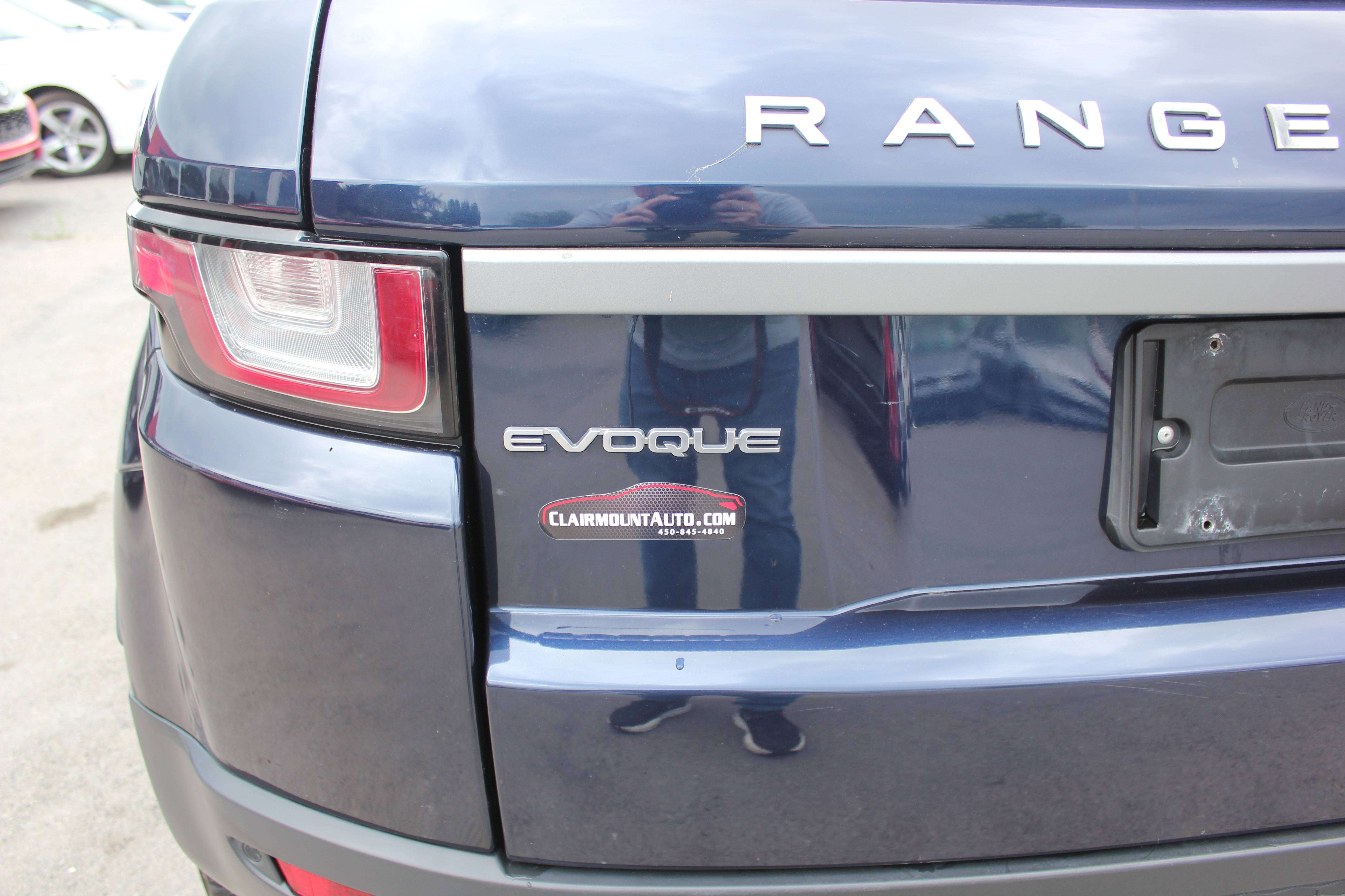 2016 Land Rover Range Rover Evoque SE - Image 12