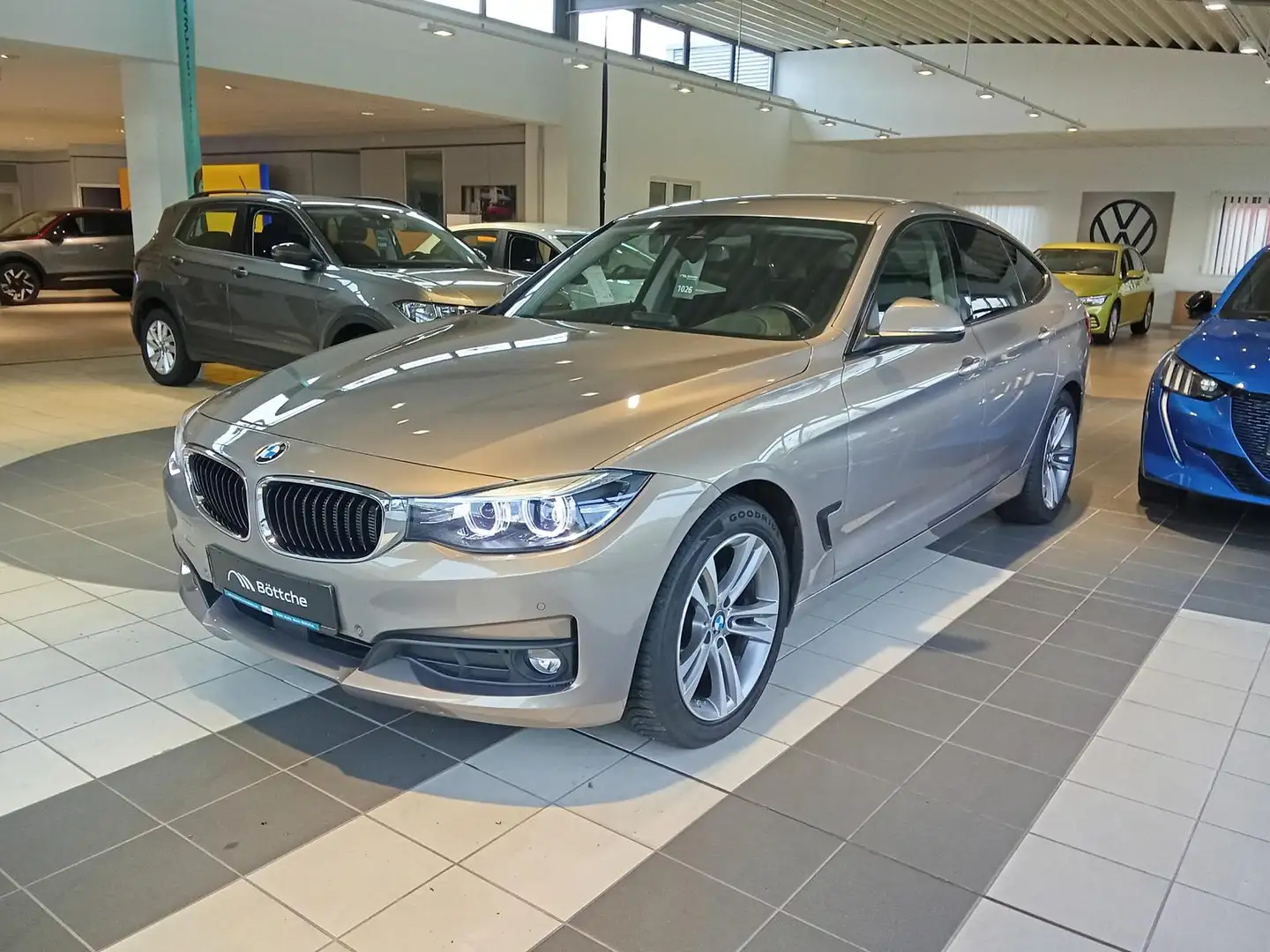 BMW 320 d GT xDrive Advantage Allwetter/Alu/Navi Beige - 2