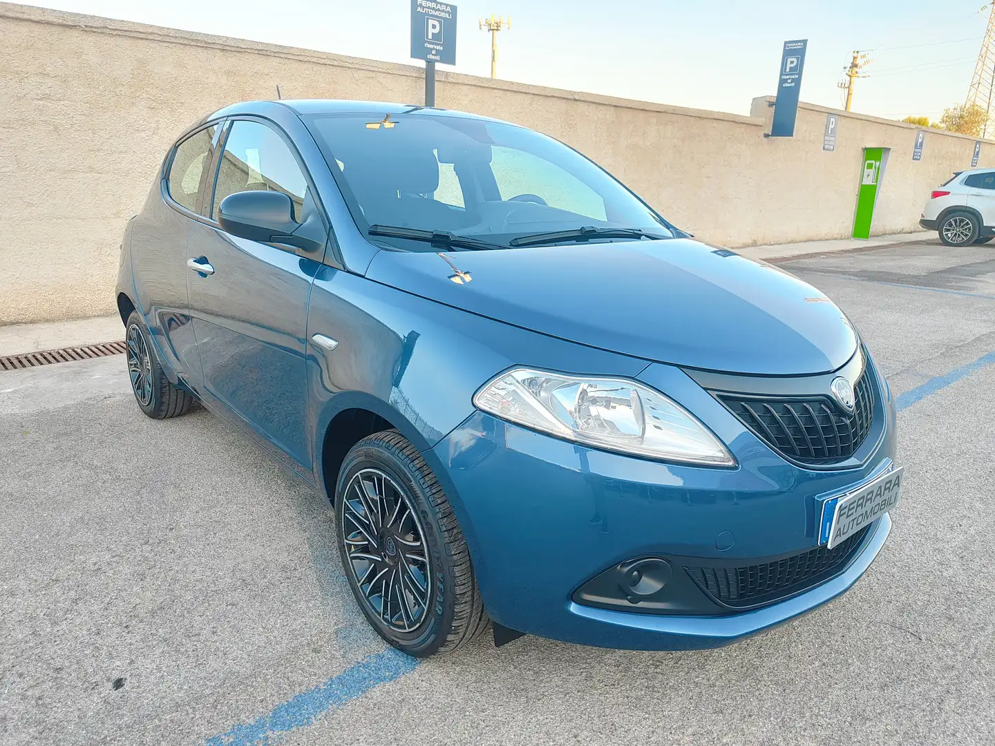 Lancia Ypsilon Ypsilon III 2021 1.0 firefly hybrid Silver Plus s Blu/Azzurro - 1